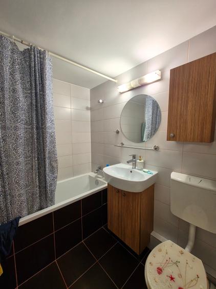 Apartament cu 2 camere decomandat în Drumul Taberei