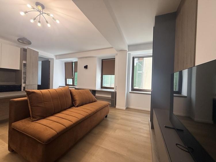 Apartament cu 2 camere în Victoriei