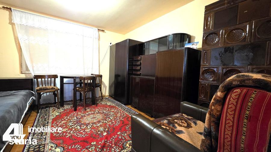 Casă cu 4 camere cu Teren 2091 Mp în Central