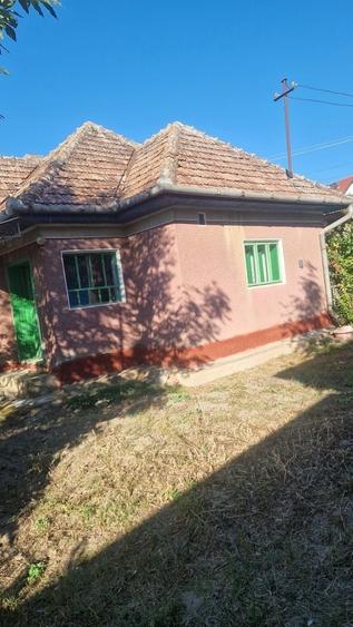 Casă cu 3 camere în Miheșu de Câmpie