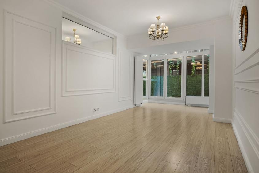 Apartament cu 2 camere decomandat în Moșilor