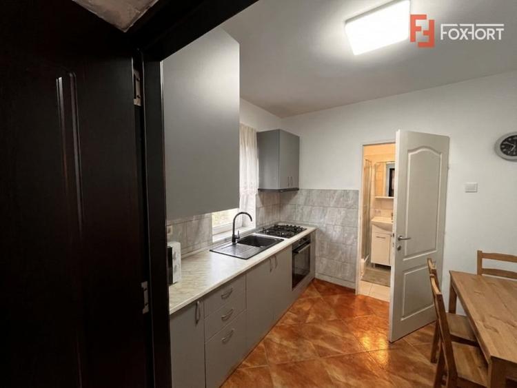 Casă individuală cu 3 camere cu Teren 1094 Mp în Izvin