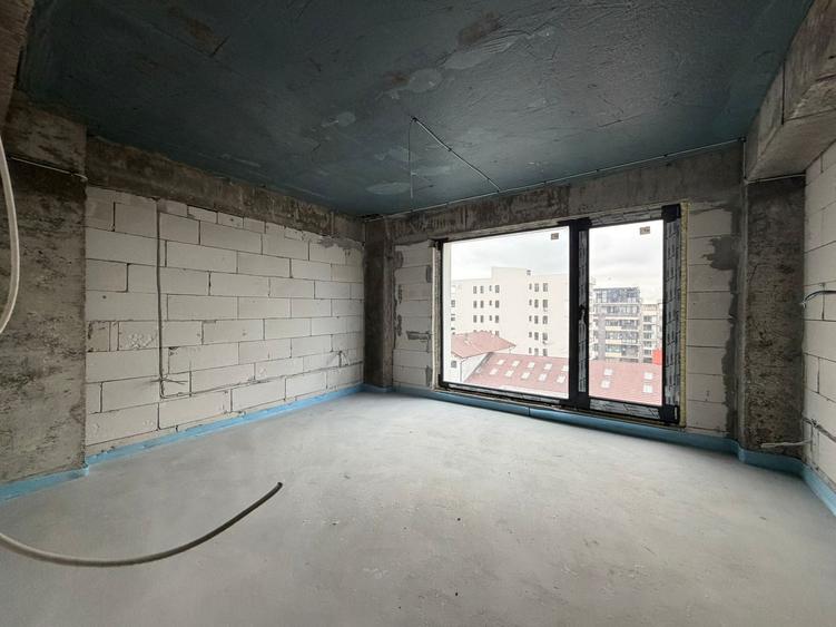 Apartament cu 2 camere decomandat în Universitate