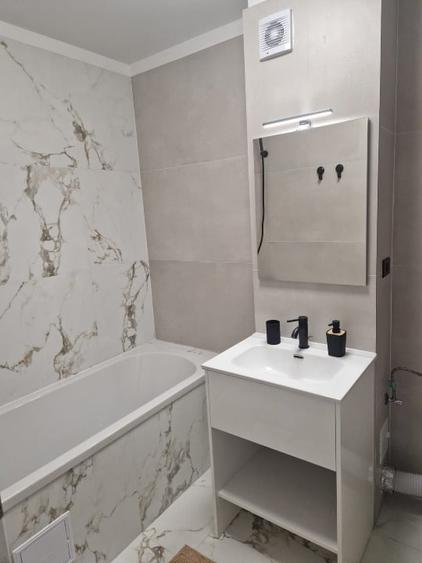 Apartament cu 2 camere decomandat, mobilat în Berceni