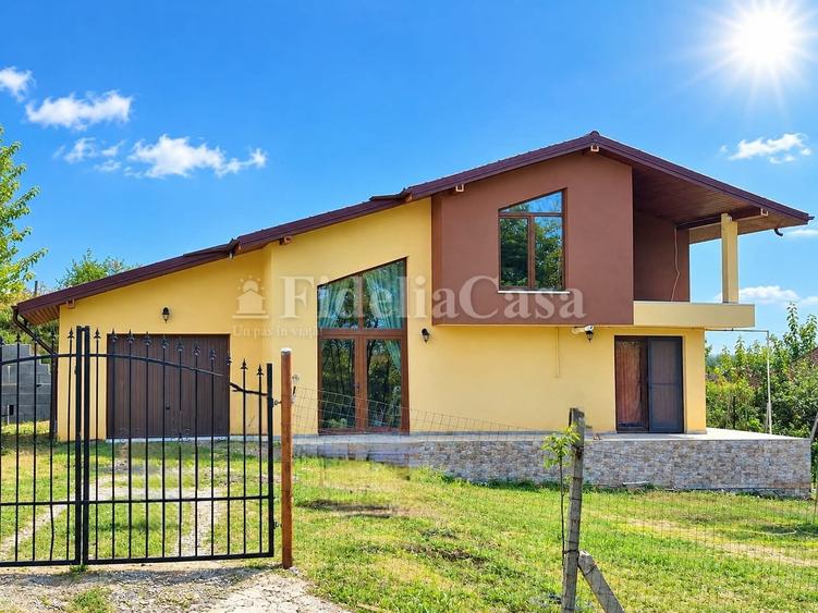 Casă individuală cu 4 camere cu Garaj în Breazu