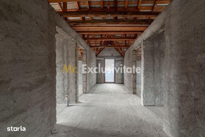Casă cu 4 camere cu Teren 800 Mp în Mărăcineni