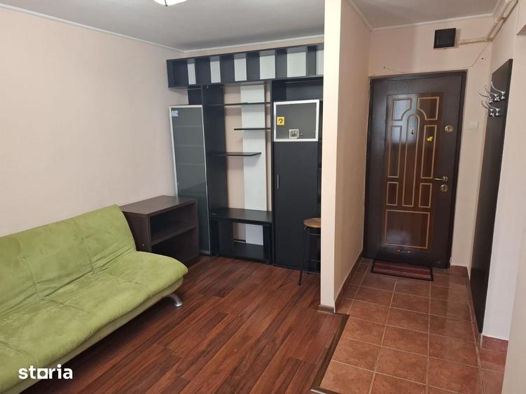 Apartament cu 3 camere decomandat în Unirii Sud