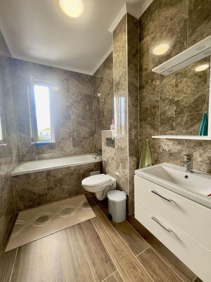 Apartament cu 2 camere semidecomandat în Giroc