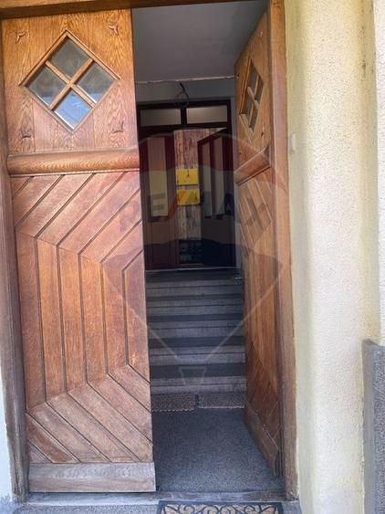 Apartament la casa de inchiriat - 15