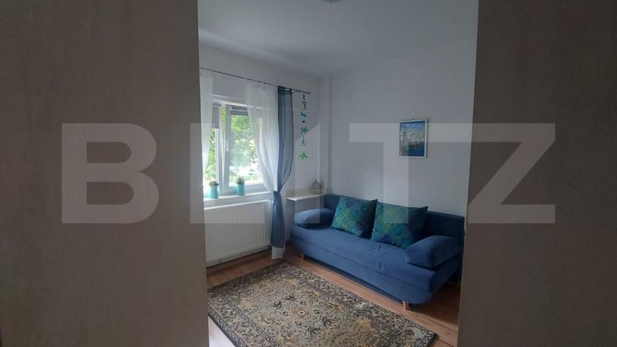 Apartament cu 3 camere decomandat în Careiului