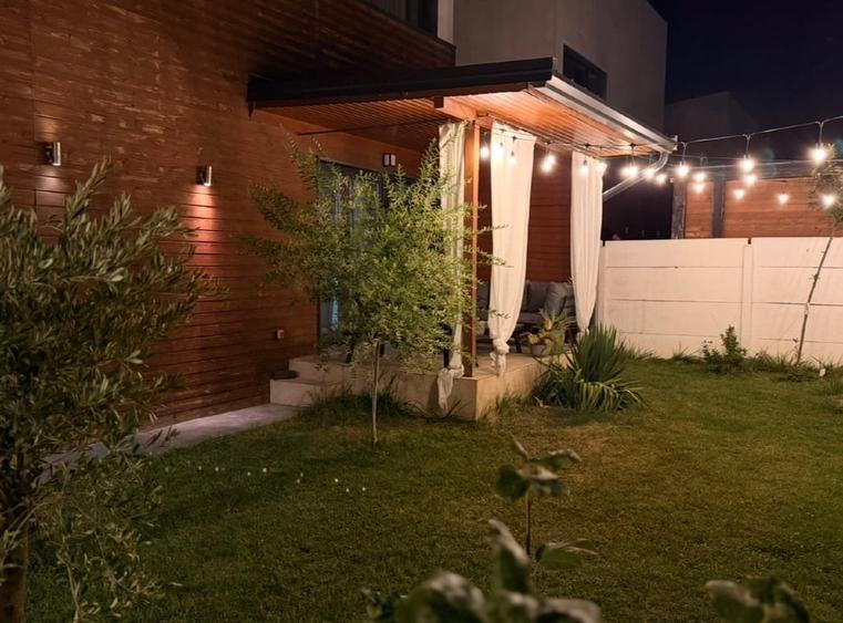 Casă individuală cu 4 camere cu Garaj în Tunari