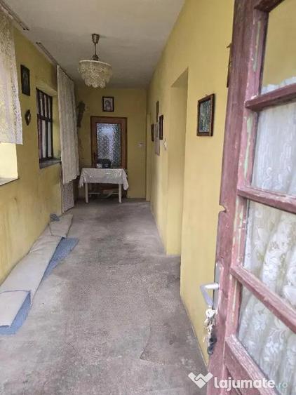 Casa loc SUMUGIU , sc 200 mp , parte veche si noua, ter 2670, sosea - 17