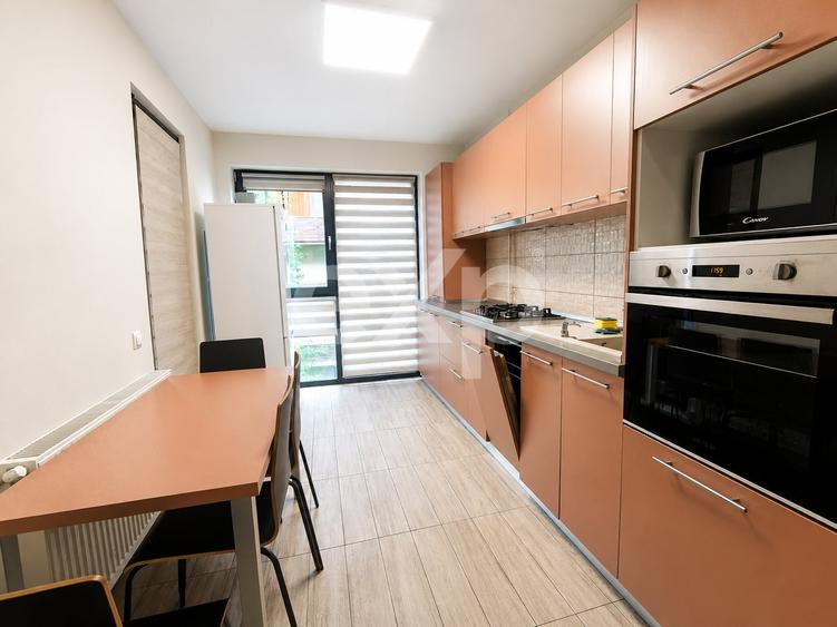 Apartament cu 3 camere decomandat, mobilat în Bună Ziua