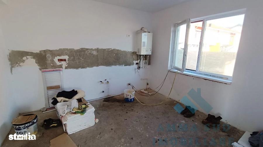Casă cu 4 camere cu Canalizare în Glina