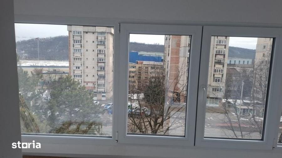 Apartament cu 2 camere decomandat în Cug