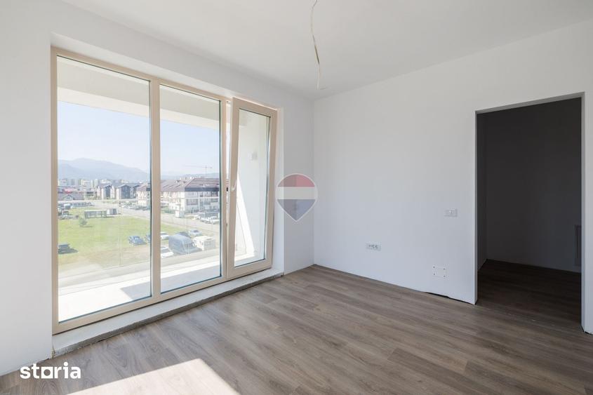 Apartament cu 3 camere în Tractorul
