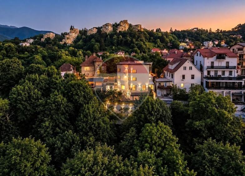 Casă individuală cu 5 camere cu Teren 1050 Mp în Centrul Istoric