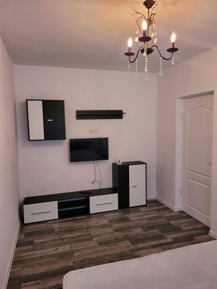 Apartament cu 3 camere decomandat în Dacia