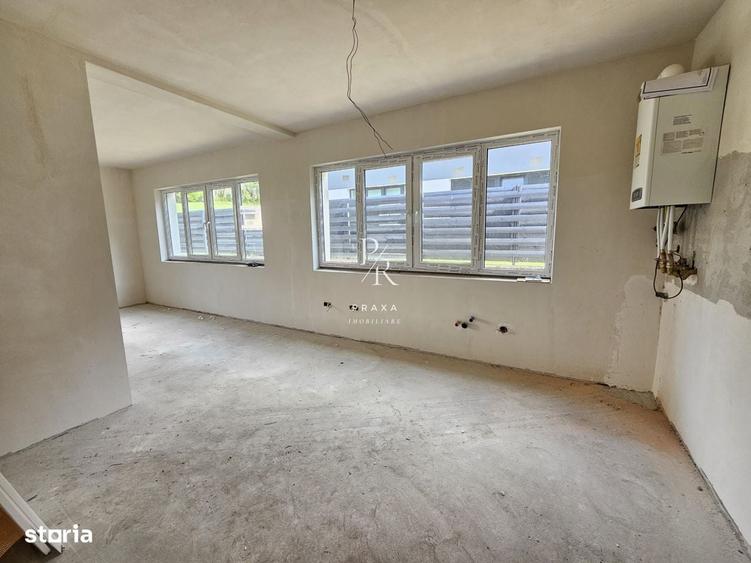Casă cu 4 camere în Buru