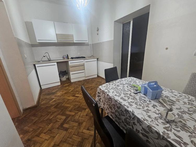 Casă cu 3 camere cu Teren 131 Mp în Dâmbovița