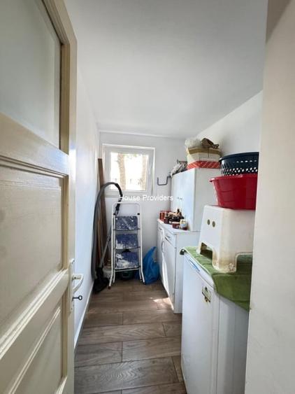 Apartament cu 3 camere, mobilat în Unirii