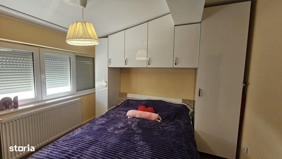 Apartament cu 2 camere în Micro 20