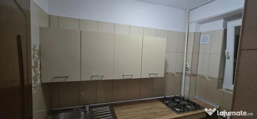 Garsonieră semidecomandată în Veteranilor