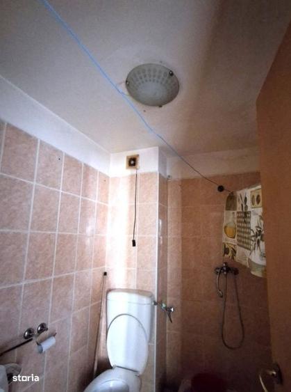 Apartament cu 3 camere în Mihai Bravu