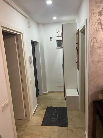 Apartament cu 2 camere semidecomandat în Prelungirea Ghencea