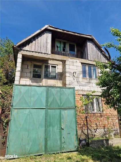 Casă cu 3 camere cu Teren 542 Mp în Borș