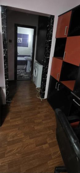 Apartament cu 2 camere semidecomandat în Obor