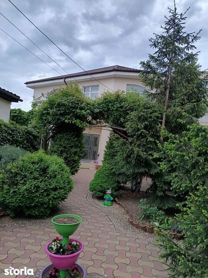 Casă cu 5 camere cu Teren 365 Mp în Zona Industrială