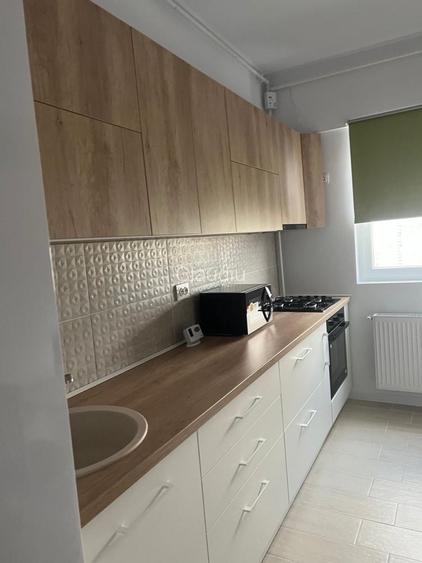 Vand apartament 2 cam, decomandat, Rotar Park 2