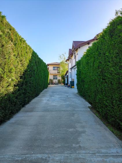 Casă individuală cu 5 camere cu Teren 500 Mp în Săbăreni