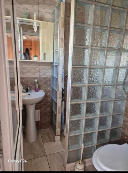 Casă individuală cu 4 camere cu Canalizare în Lugoj