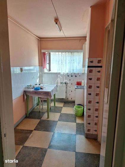 Apartament cu 3 camere decomandat în Dâmbu Pietros