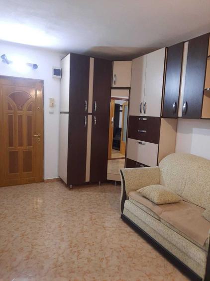 Apartament cu 2 camere decomandat în Oancea