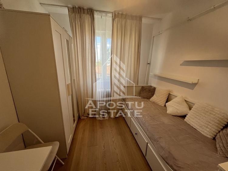 Garsonieră semidecomandată, mobilată în Complex Studențesc