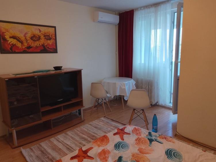 Titan, metrou Grigorescu, et 9 din 10, proprietar - 1