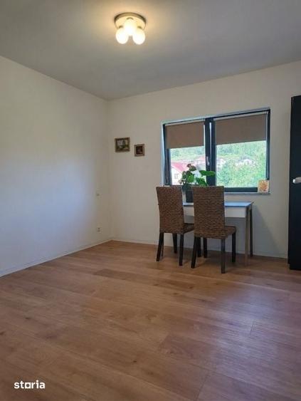 Casă cu 4 camere cu Teren 254 Mp în Apahida
