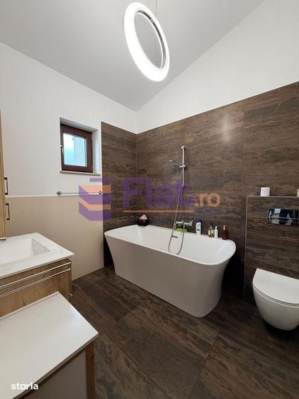 Casă cu 3 camere cu Teren 500 Mp în Central