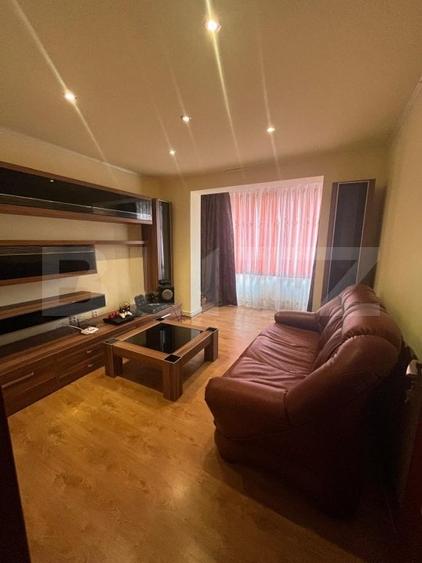 Apartament cu 3 camere decomandat, mobilat în Câmpia Turzii