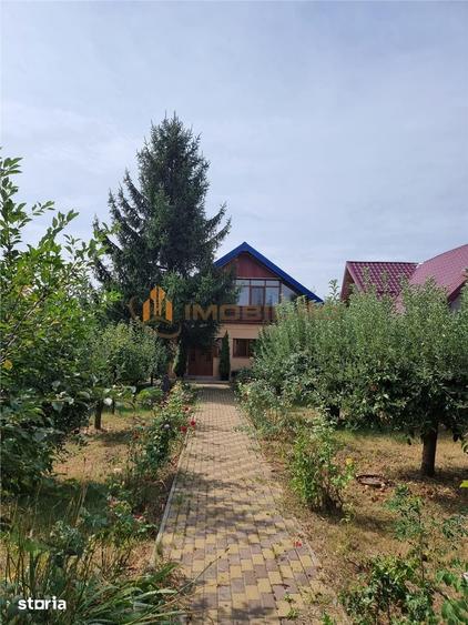 Casă cu 4 camere cu Teren 800 Mp în Miroslava
