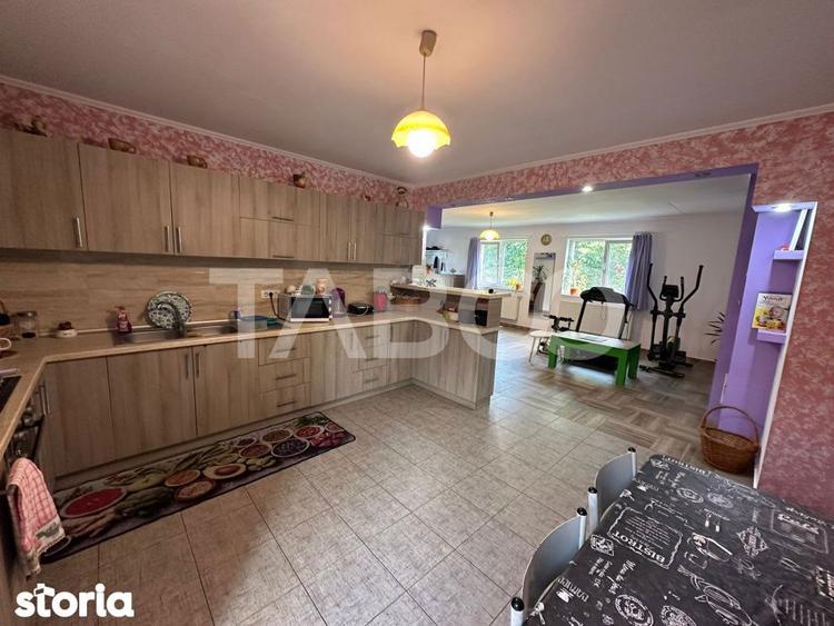 Casă cu 3 camere cu Teren 300 Mp în Hârseni