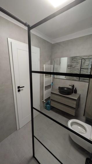 Apartament cu 2 camere semidecomandat în Dâmbul Rotund
