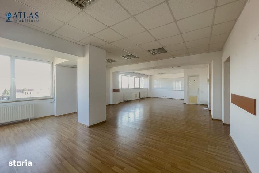 Spațiu comercial, de 100 mp, în Centrul Civic