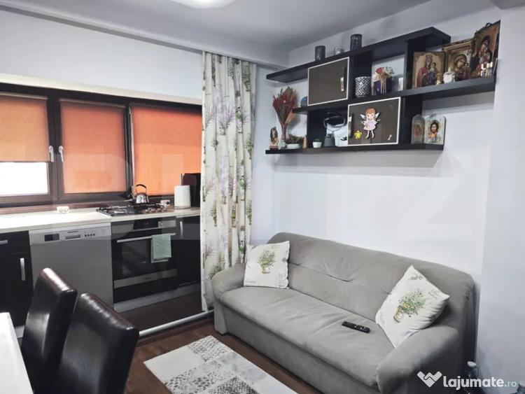 Apartament cu 2 camere decomandat în Războieni