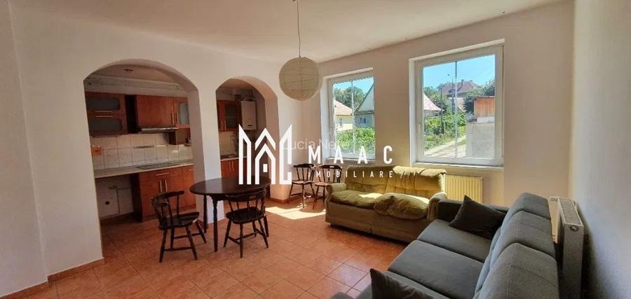 Casa cu 4 apartamente / 9 camere | Ultracentral | Curte
