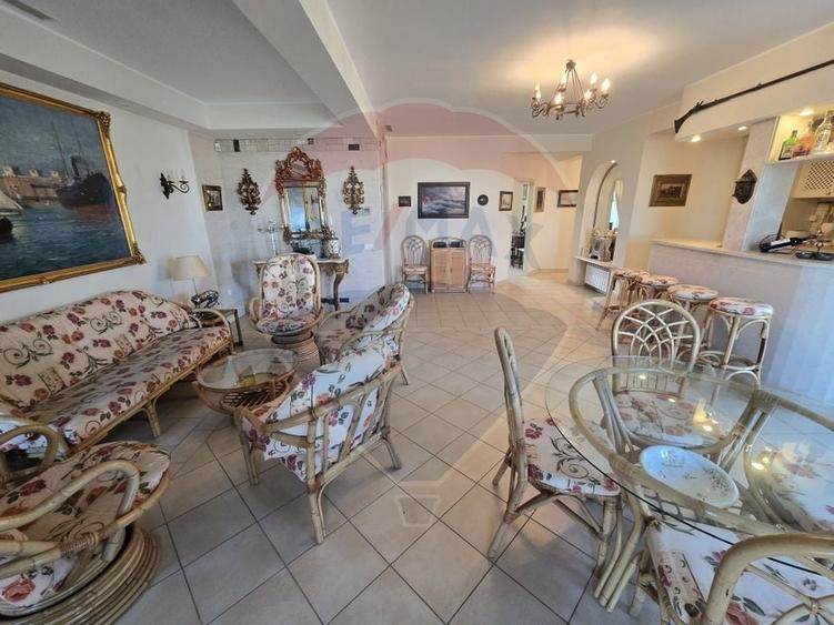 Apartament cu 4 camere decomandat, mobilat în Nord