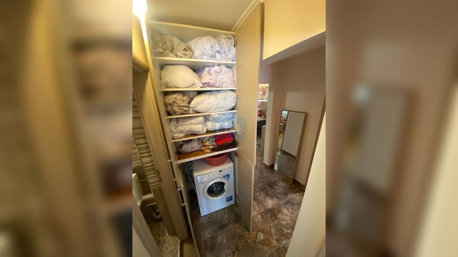 Apartament cu 3 camere semidecomandat, mobilat în Zorilor